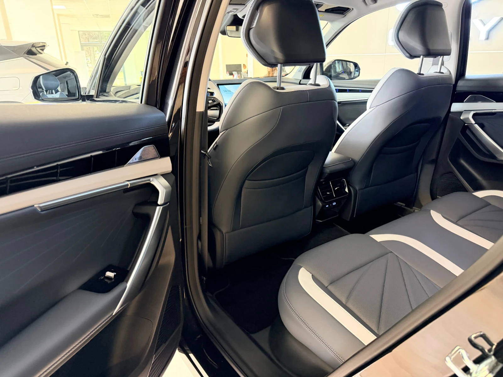 Geely Starray, снимка 8 - Автомобили и джипове - 55377633