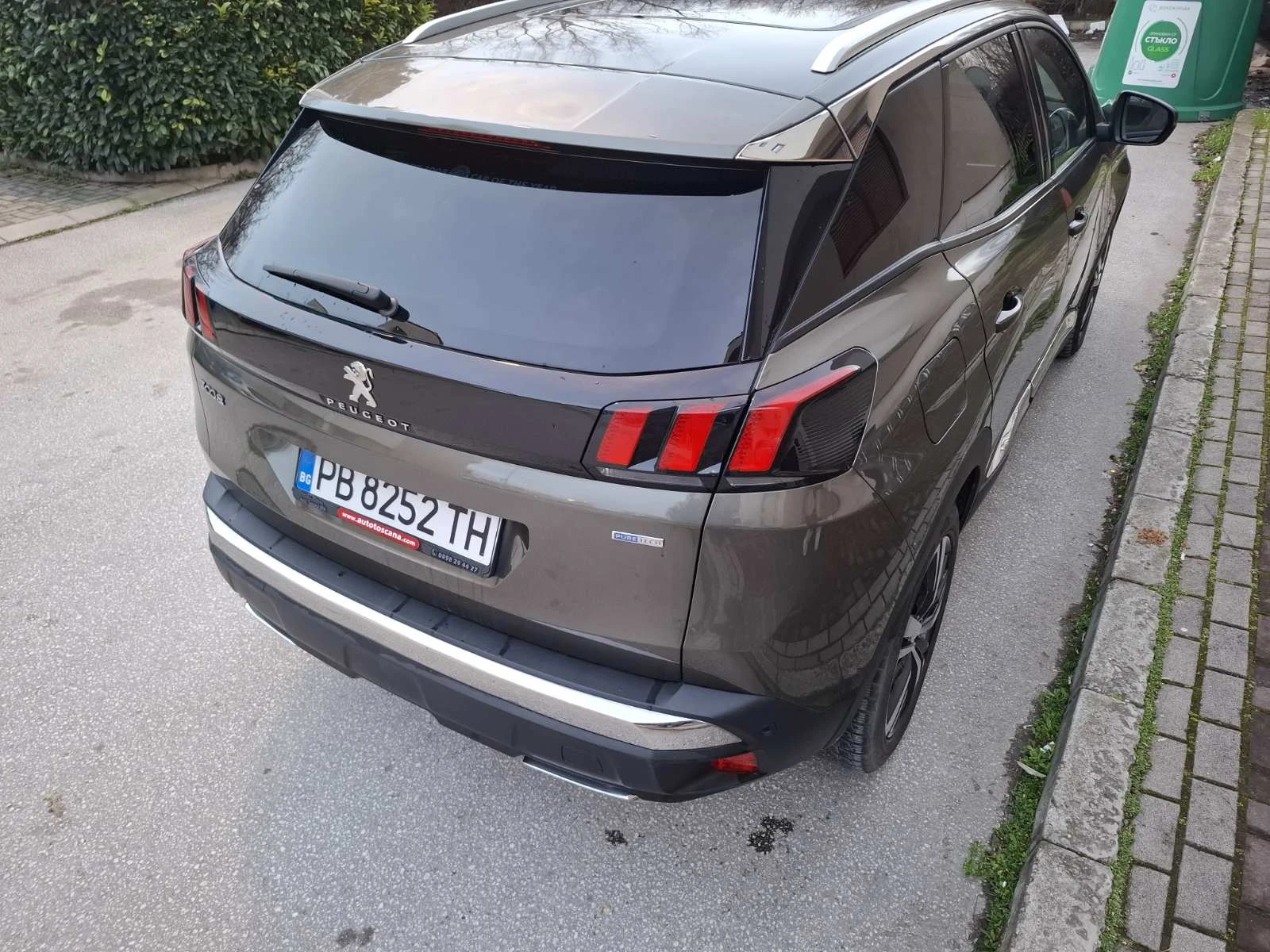 Peugeot 3008 1.2 Puretech, снимка 12 - Автомобили и джипове - 55513860