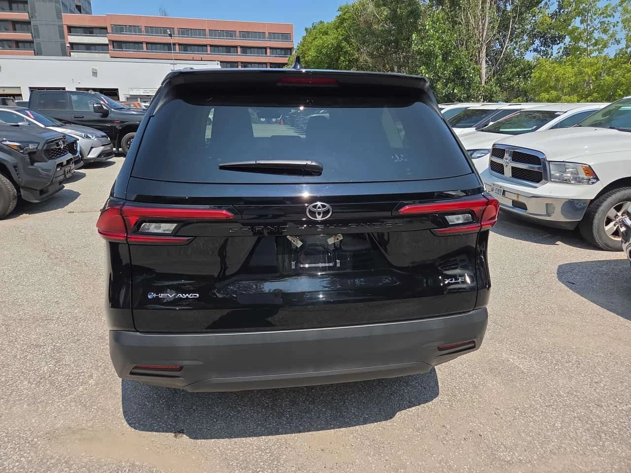 Toyota Grand Highlander Hybrid XLE AWD | CARFAX | БЕЗ ИНЦИДЕНТИ, снимка 5 - Автомобили и джипове - 55710901