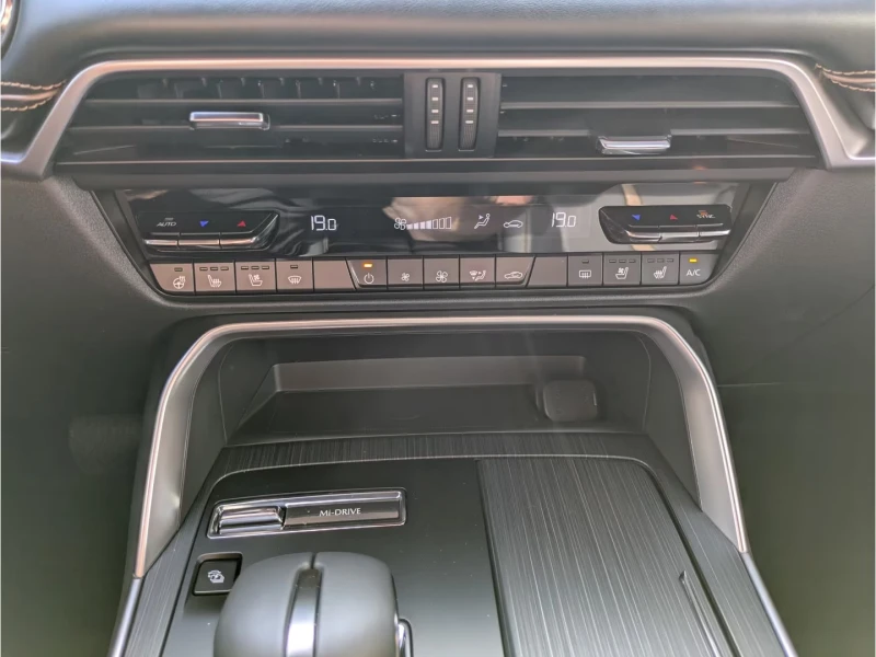 Mazda CX-60 НОВ!/PHEV/HOMURA/328HP/360CAM/MEMORY/HUD/LED/715f, снимка 10 - Автомобили и джипове - 51651968