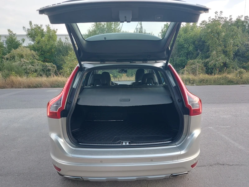 Volvo XC60 D5* 220 к.с.* AWD-4x4* 107 000 км.* АВТОМАТИК* , снимка 14 - Автомобили и джипове - 52421024
