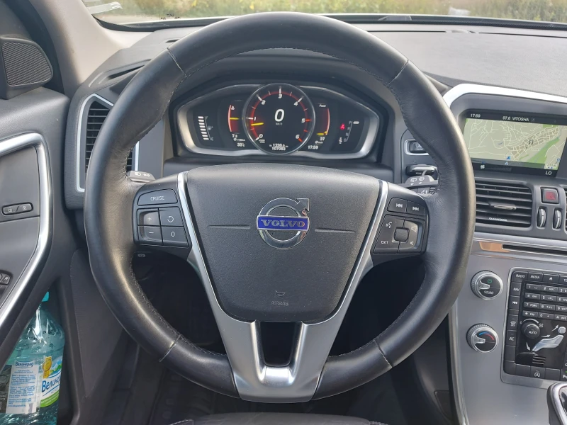 Volvo XC60 D5* 220 к.с.* AWD-4x4* 107 000 км.* АВТОМАТИК* , снимка 10 - Автомобили и джипове - 52421024