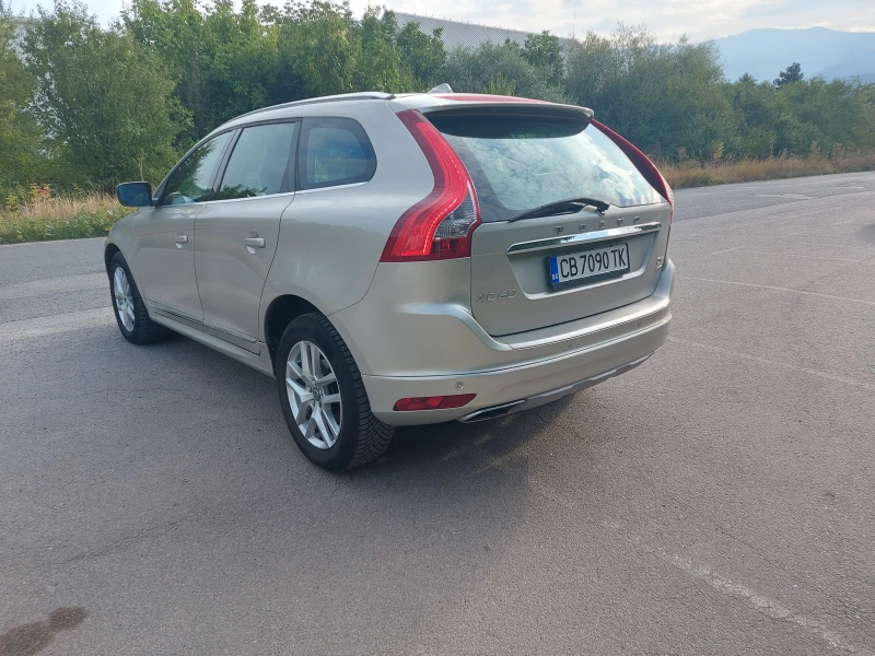 Volvo XC60 D5* 220 к.с.* AWD-4x4* 107 000 км.* АВТОМАТИК* , снимка 5 - Автомобили и джипове - 52421024