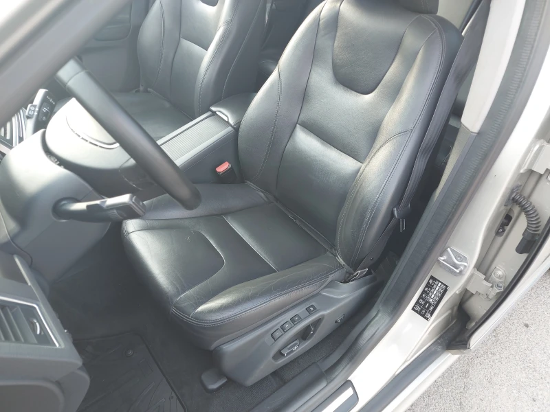 Volvo XC60 D5* 220 к.с.* AWD-4x4* 107 000 км.* АВТОМАТИК* , снимка 7 - Автомобили и джипове - 52421024
