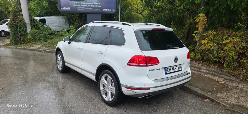VW Touareg 3.0tdi  , снимка 3 - Автомобили и джипове - 51974211