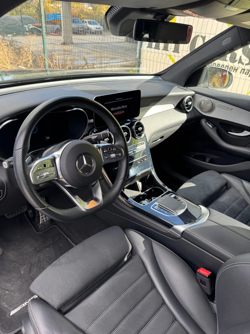 Mercedes-Benz GLC 300 e 4 Matic , снимка 8 - Автомобили и джипове - 52170756