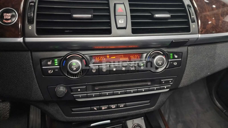 BMW X5, снимка 11 - Автомобили и джипове - 52320927