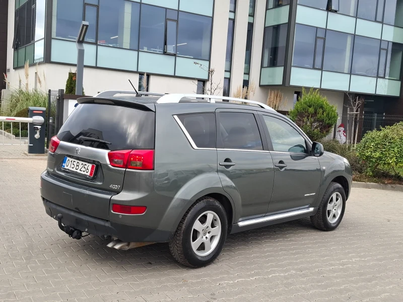 Peugeot 4007 2.2HDI* (156кс)* КОЖА* XENON* * HOB BHOC* * , снимка 7 - Автомобили и джипове - 52697781