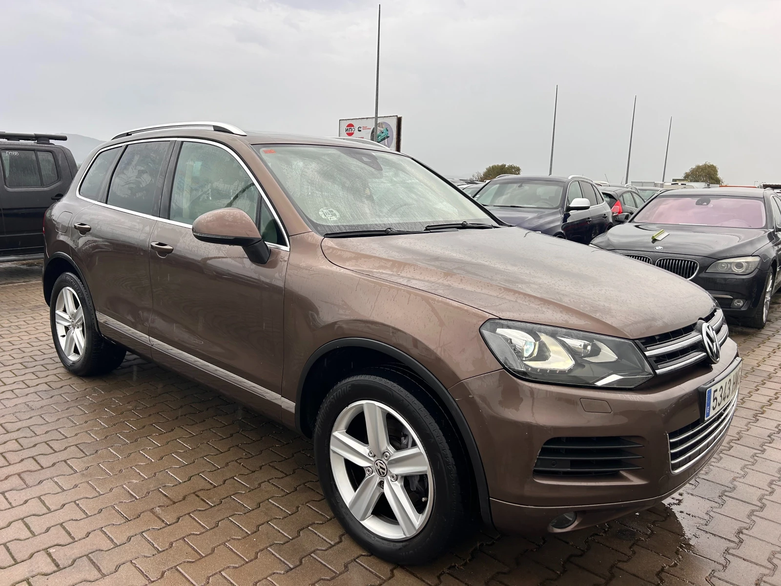 VW Touareg 3.0TDI 4X4 AVTOMAT/PANORAMA/NAVI/KOJA  - изображение 4