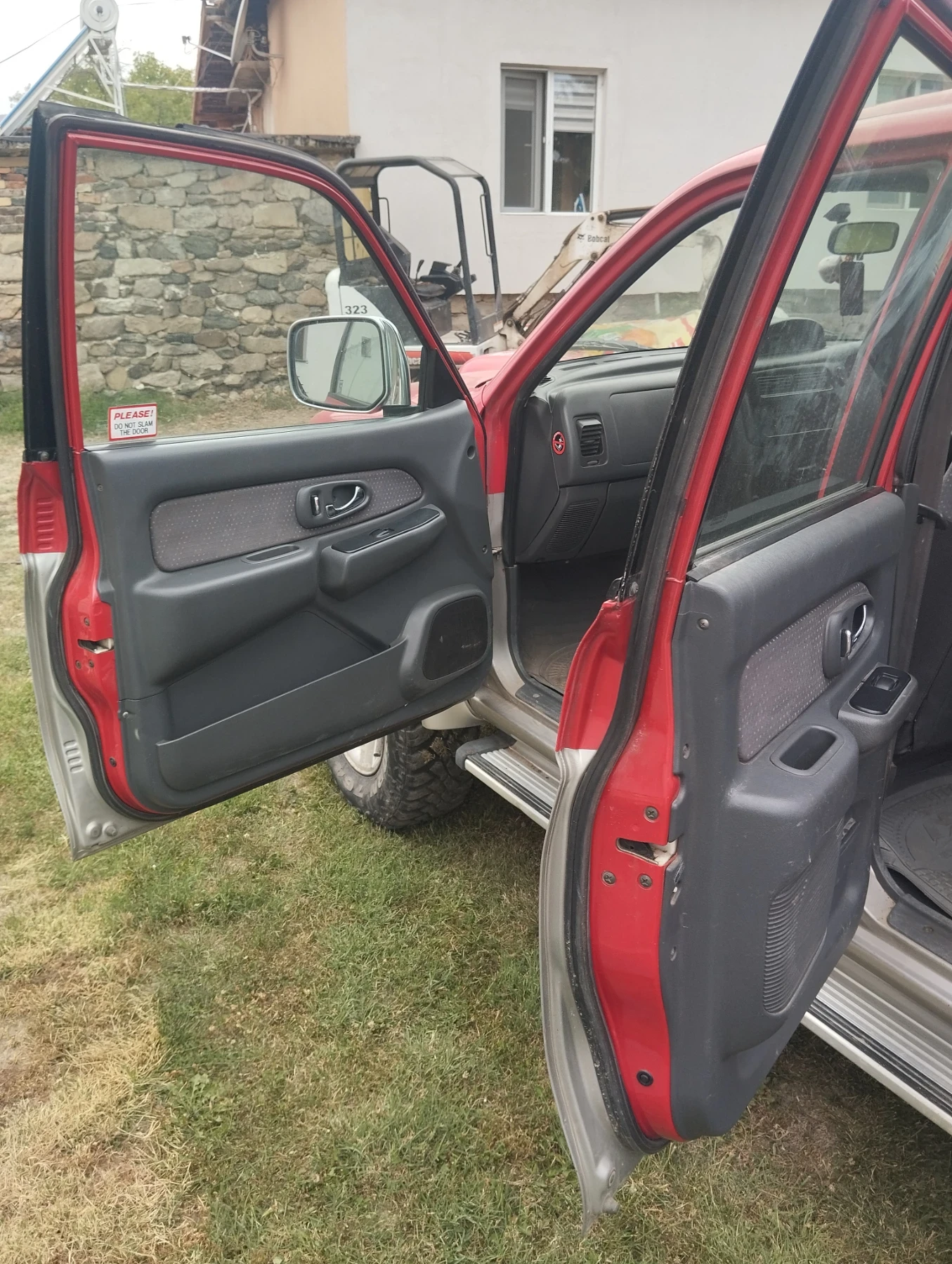 Mitsubishi L200 2500 - изображение 10