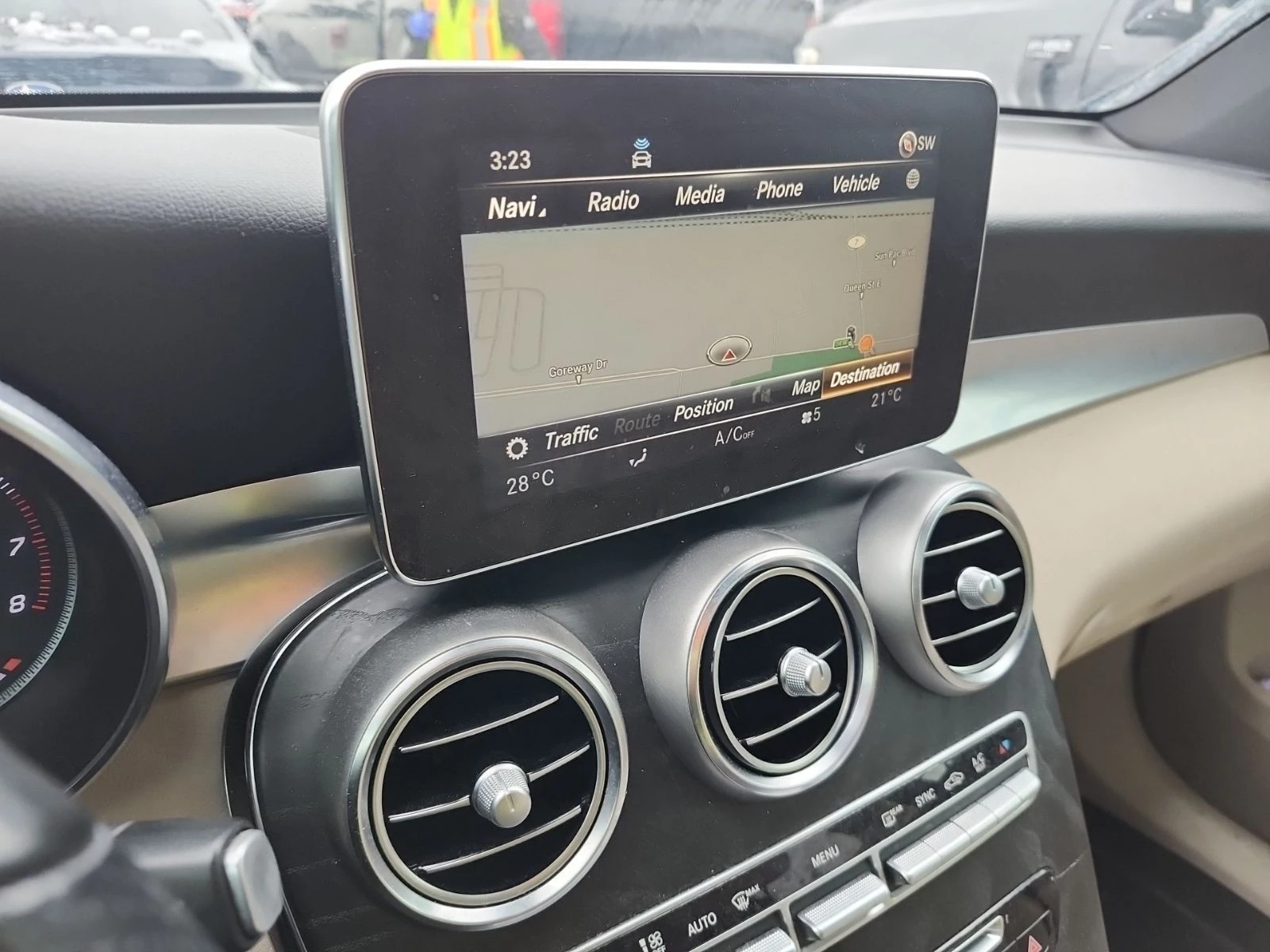 Mercedes-Benz GLC 300 � ����������� & ���� ������ | Mobile.bg � ����������� 11