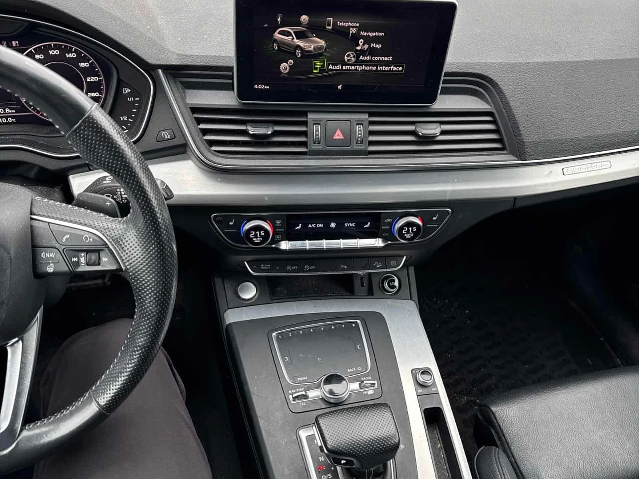 Audi Q5 * Technik * S-line* DISTRONIC* BANG&OLUFSEN* PANOR, снимка 9 - Автомобили и джипове - 53967771