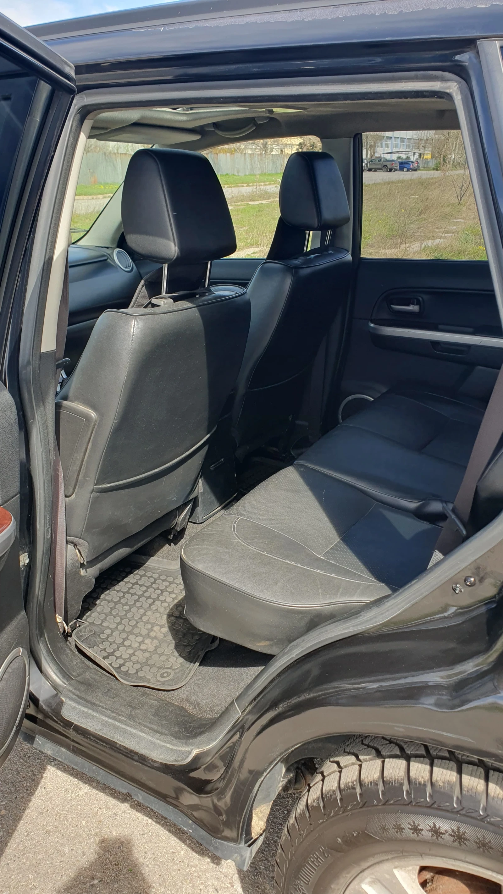 Suzuki Grand vitara, снимка 9 - Автомобили и джипове - 54124693