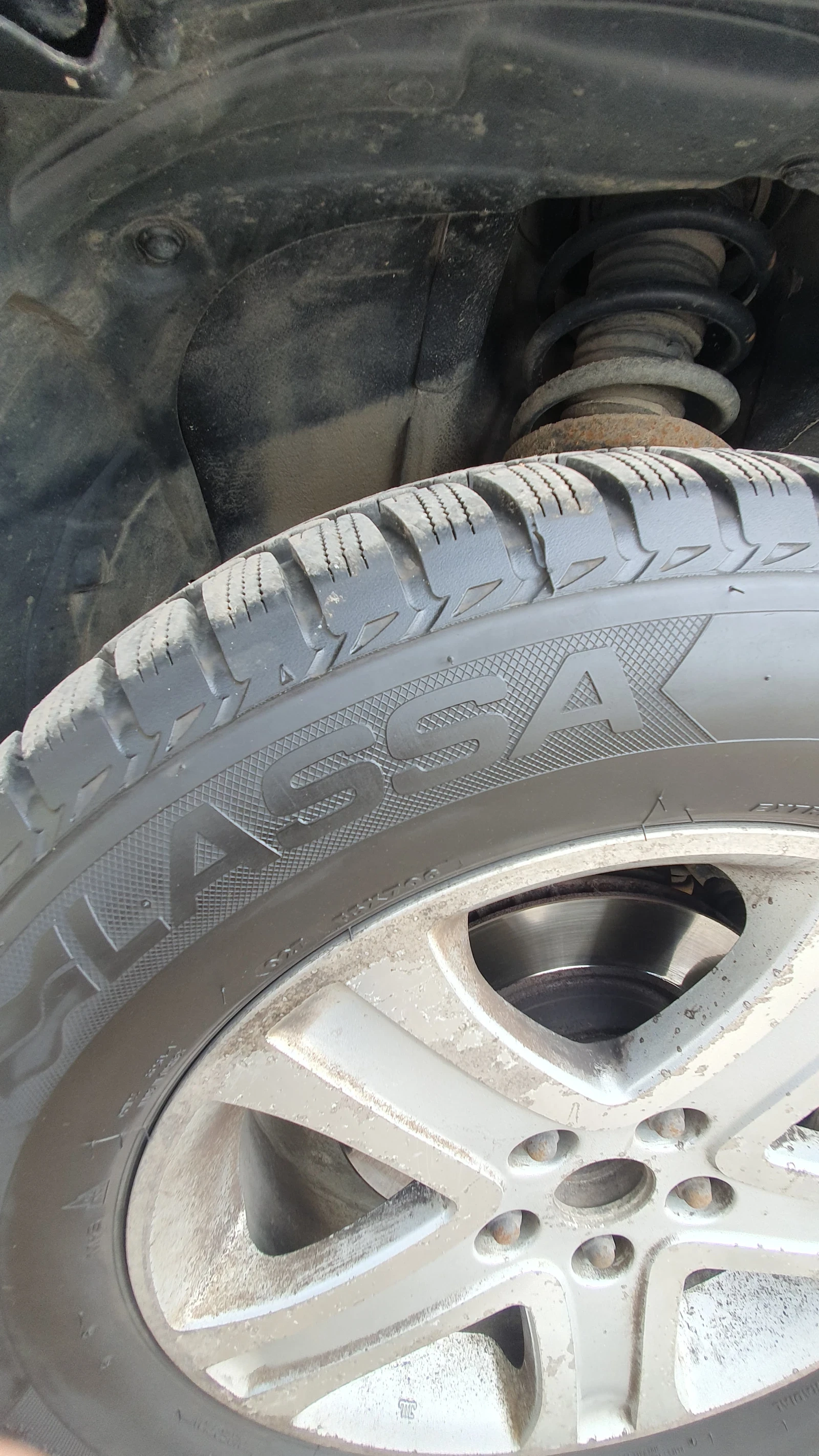 Suzuki Grand vitara, снимка 6 - Автомобили и джипове - 54124693