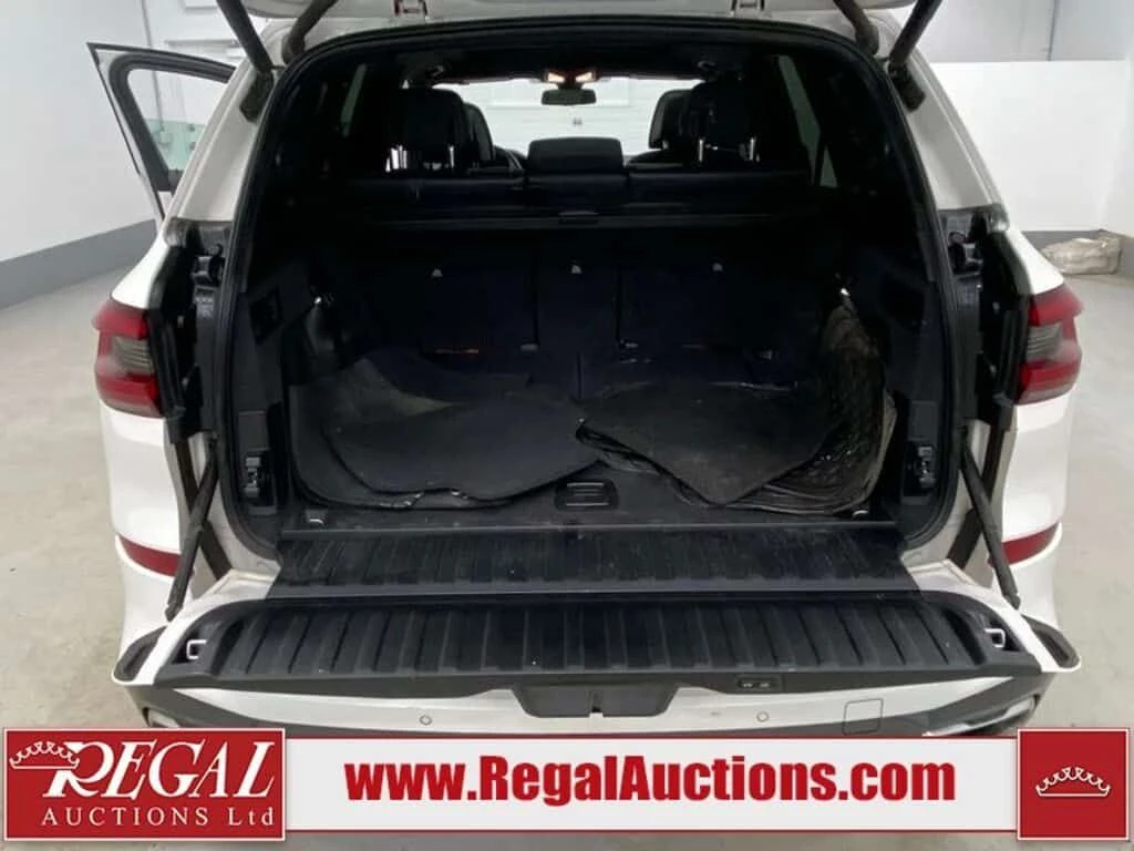 BMW X5 XDRIVE40I 7Местна CARFAX, снимка 8 - Автомобили и джипове - 54217268