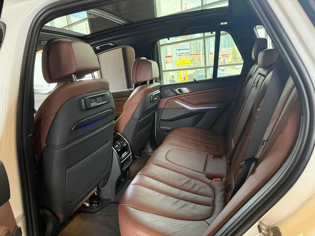 BMW X5 M40i * PAANO * HeadUp *  AвтоКредит * (ЦЕНА ДО БГ), снимка 10 - Автомобили и джипове - 54556077