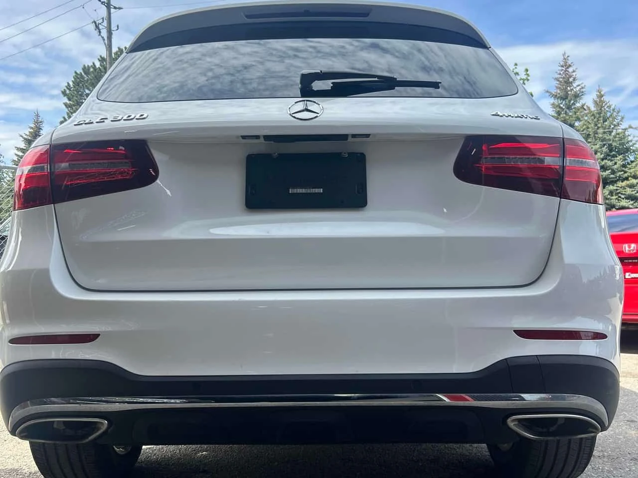 Mercedes-Benz GLC 300  CARFAX, снимка 11 - Автомобили и джипове - 54679629
