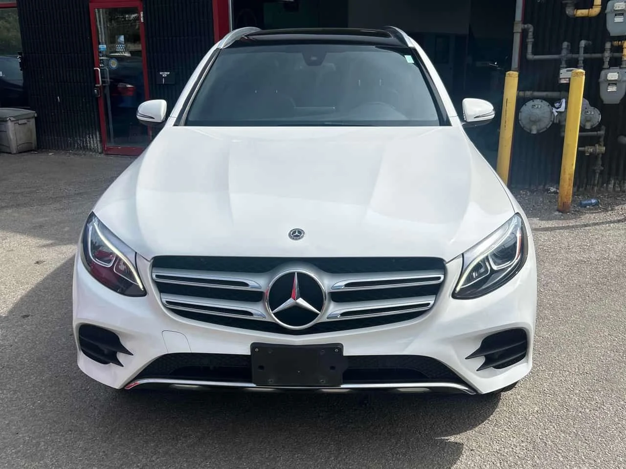 Mercedes-Benz GLC 300  CARFAX, снимка 6 - Автомобили и джипове - 54679629