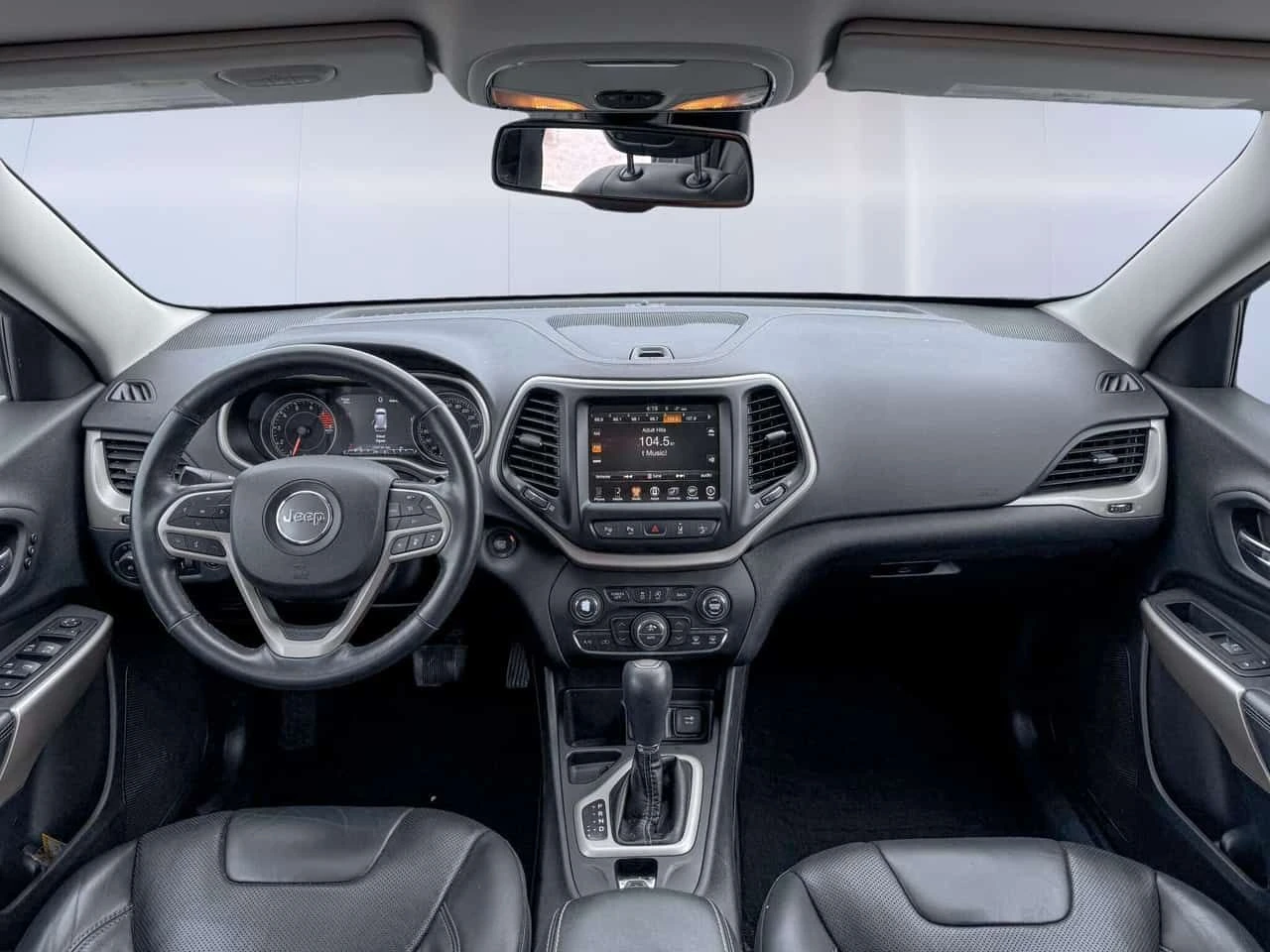 Jeep Cherokee * Limited Fwd| Ltr Htd * CARFAX * ЦЕНА ДО БГ, снимка 8 - Автомобили и джипове - 54948747