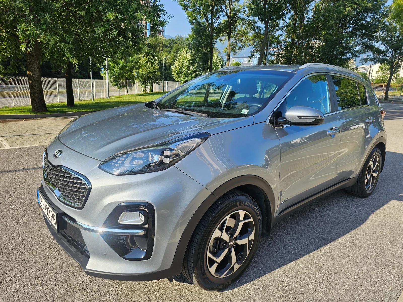Kia Sportage, снимка 3 - Автомобили и джипове - 55362251
