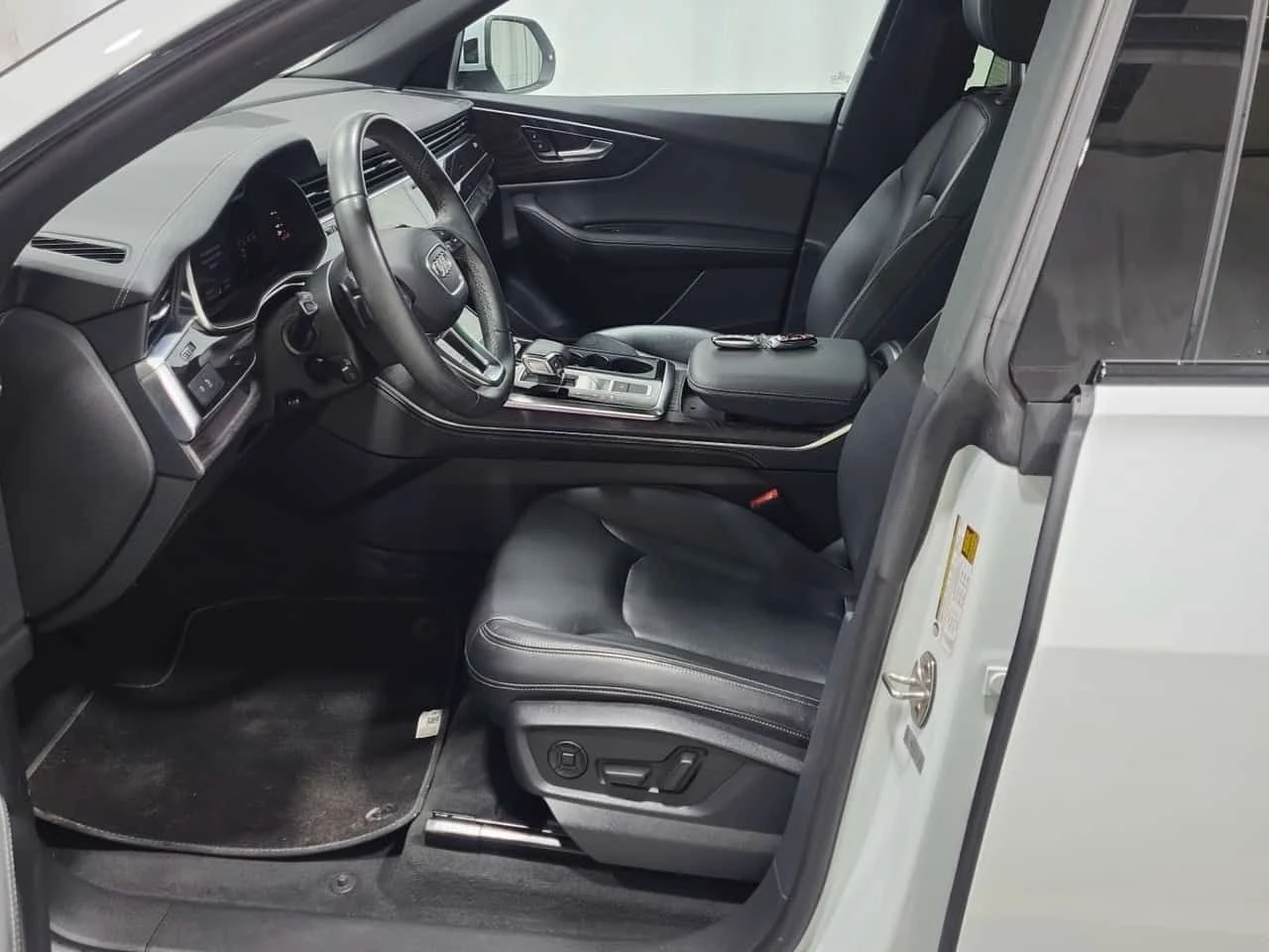Audi Q8 PROGRESSIV | CARFAX | ���������� ��� ������������  | Mobile.bg � ����������� 7