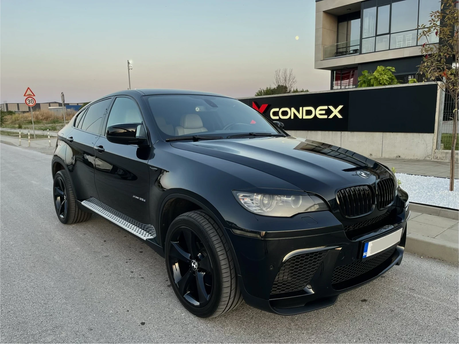 BMW X6 3.5D M\вакум/head up/comfort!, снимка 1 - Автомобили и джипове - 55471308