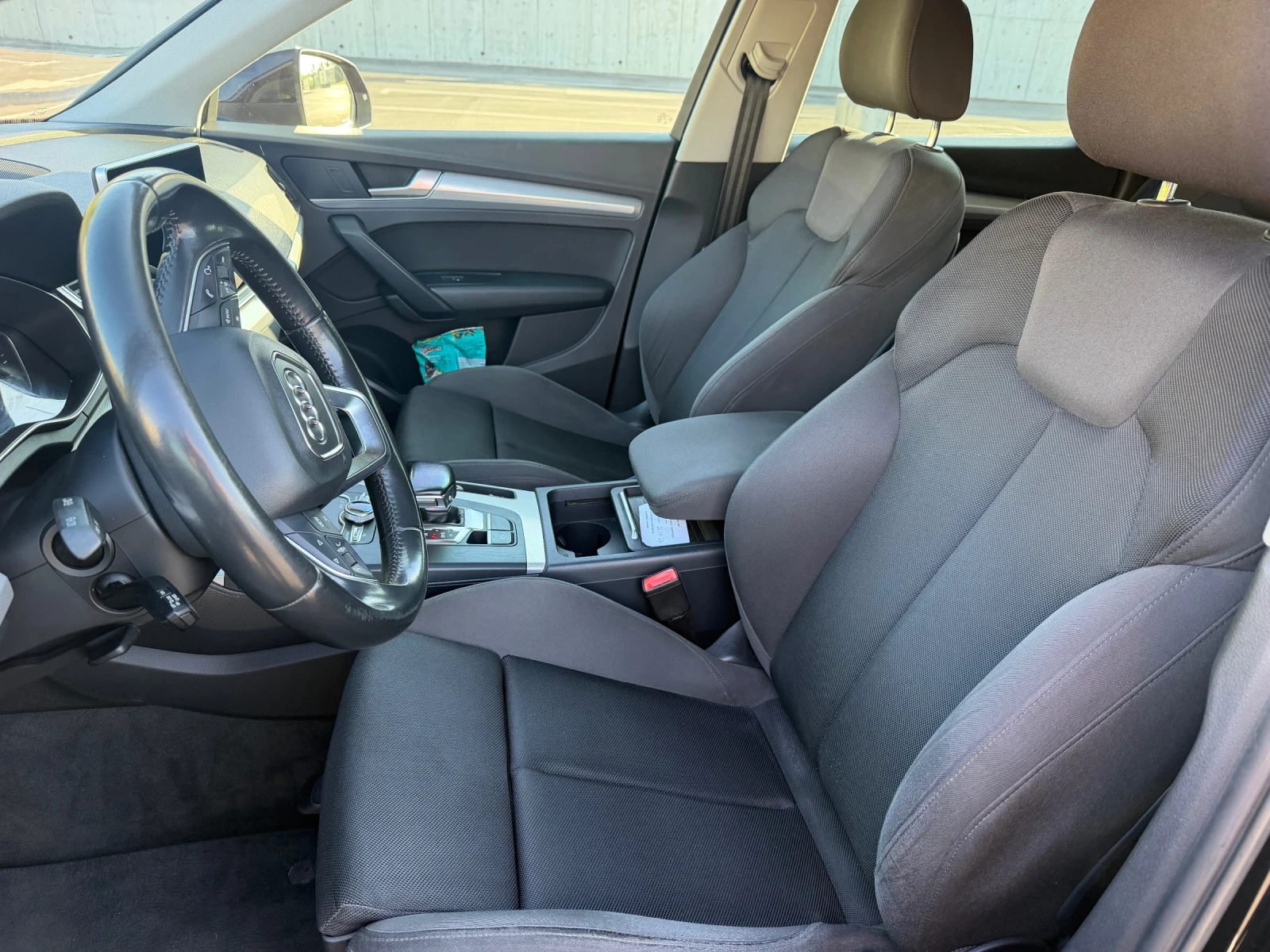Audi Q5 2.0TDI 190kc, снимка 5 - Автомобили и джипове - 56130623