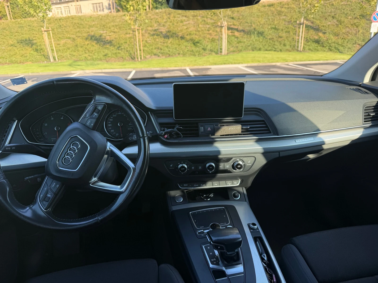 Audi Q5 2.0TDI 190kc, снимка 6 - Автомобили и джипове - 56130623