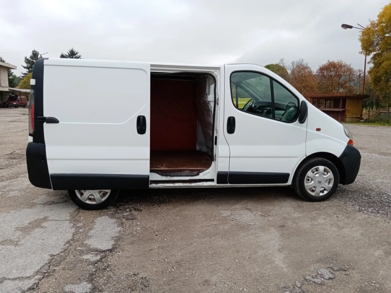 Renault Trafic 1.9 TDI 101kc., снимка 8 - Бусове и автобуси - 52099991