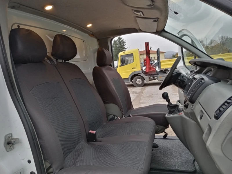 Renault Trafic 1.9 TDI 101kc., снимка 11 - Бусове и автобуси - 52099991