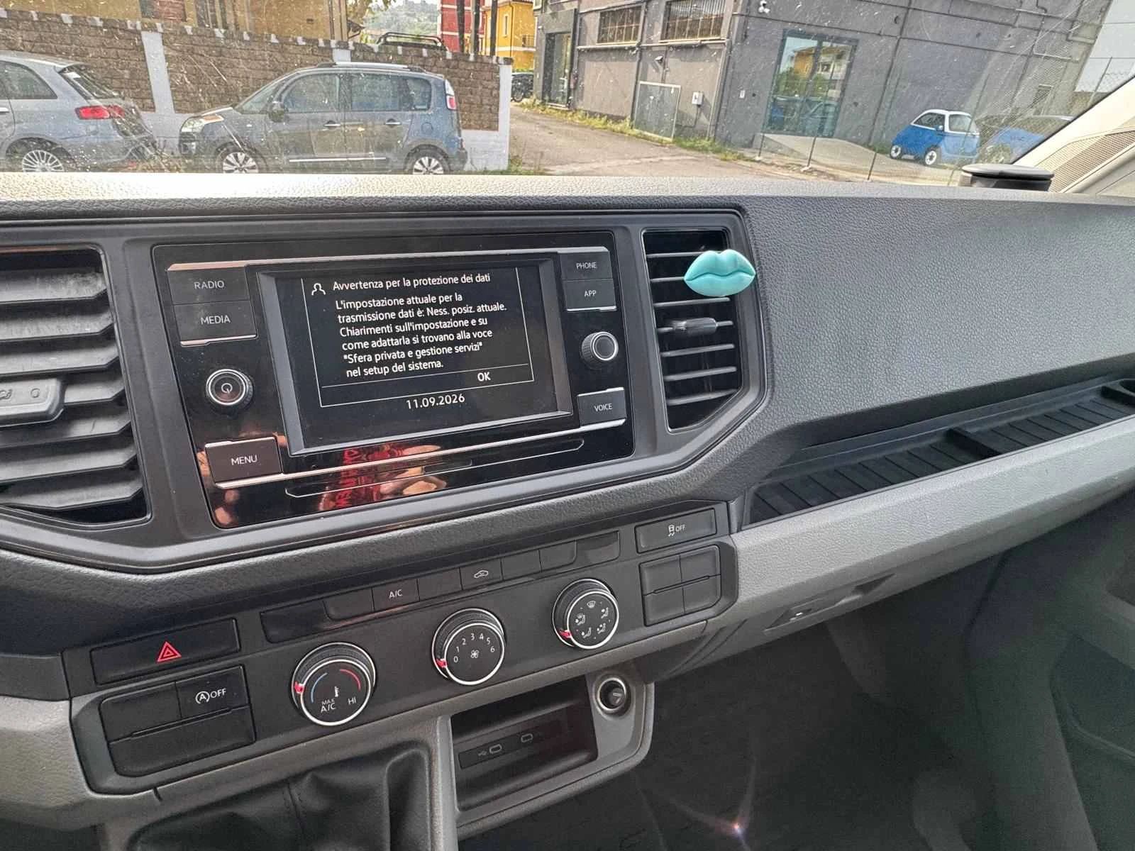 VW Crafter 2.0  177ks, снимка 9 - Бусове и автобуси - 56132197