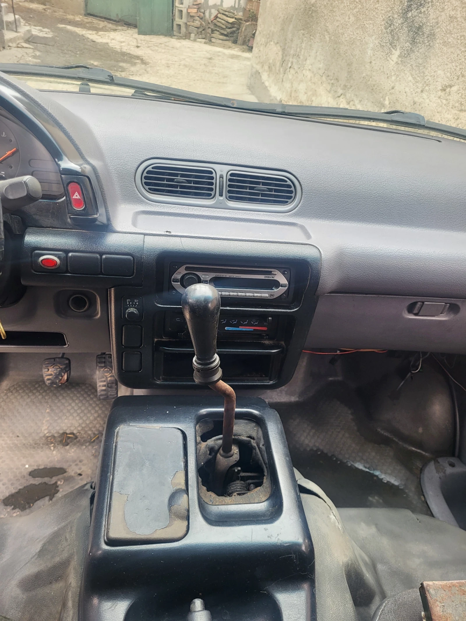 Nissan Vanette, снимка 4 - Бусове и автобуси - 56447583