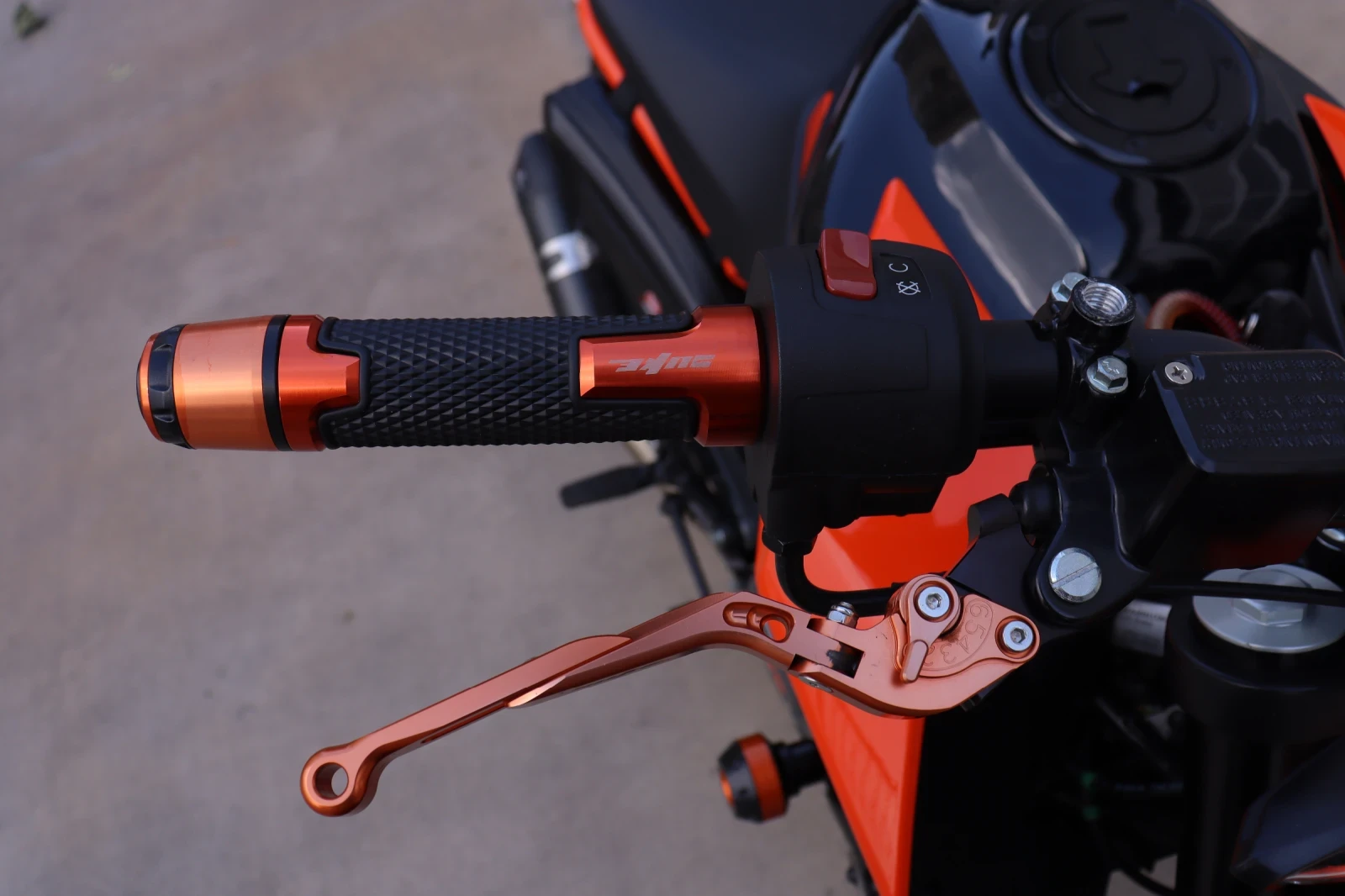 Ktm Duke 125 - изображение 3