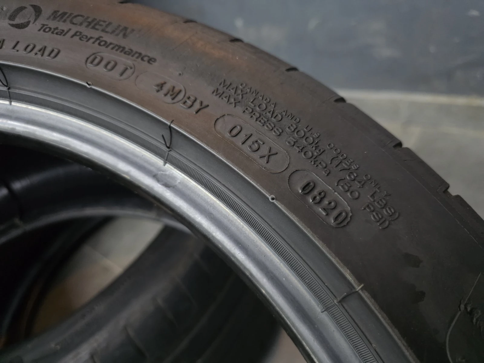 Гуми Летни 255/40R19, снимка 10 - Гуми и джанти - 56731012