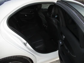 Mercedes-Benz C 300 4 MATIK/AMG-PACK/31хил.км./ФУЛ-ЕКСТРИ/КАТО НОВА!!!, снимка 15