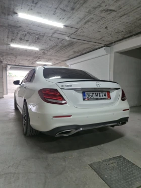 Mercedes-Benz E 300 AMG/BURMESTER/PANO/19"/LED/ПОДГРЕВ/KEYLESS, снимка 4