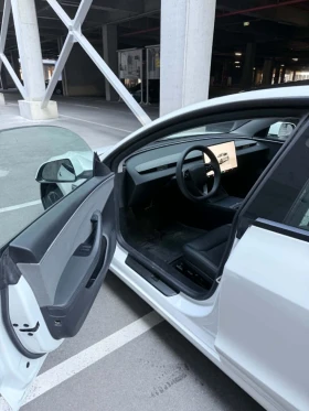 Tesla Model 3 Highland RWD Пълна гаранция, снимка 10