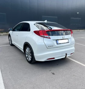 Honda Civic 2.2i-DTEC/150к.с./4 врати/6 скорости, снимка 4