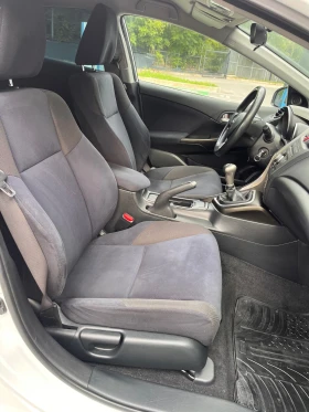 Honda Civic 2.2i-DTEC/150к.с./4 врати/6 скорости, снимка 6