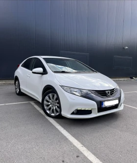 Honda Civic 2.2i-DTEC/150к.с./4 врати/6 скорости, снимка 1