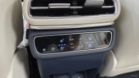Genesis GV80 2.5T 2WD* КОЖА* ОБДУХВ* НАВИ, снимка 17