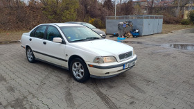Volvo S40, снимка 1 - Автомобили и джипове - 45591347