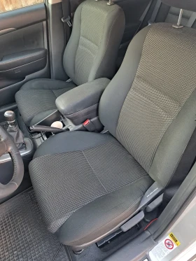 Toyota Avensis Avensis  2.2 Dizel TOP - 3800 € / 7432.15 лв. - 25274934 12