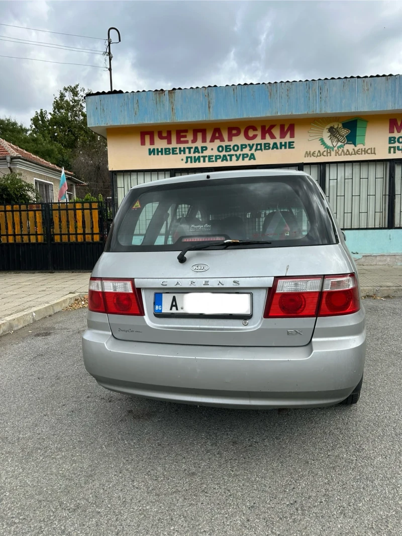 Kia Carens, снимка 5 - Автомобили и джипове - 47158914