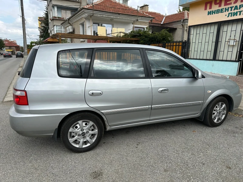 Kia Carens, снимка 4 - Автомобили и джипове - 47158914