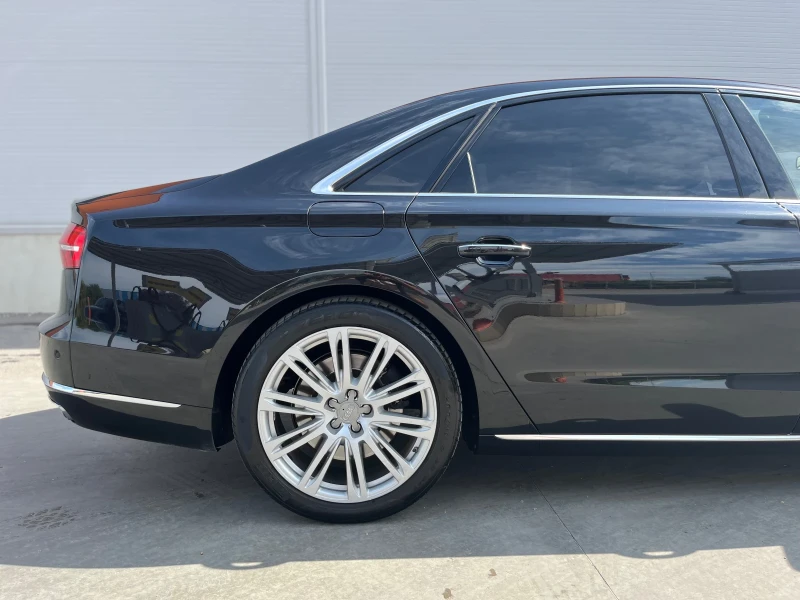 Audi A8 Long W12 Exclusive, снимка 3 - Автомобили и джипове - 47250939