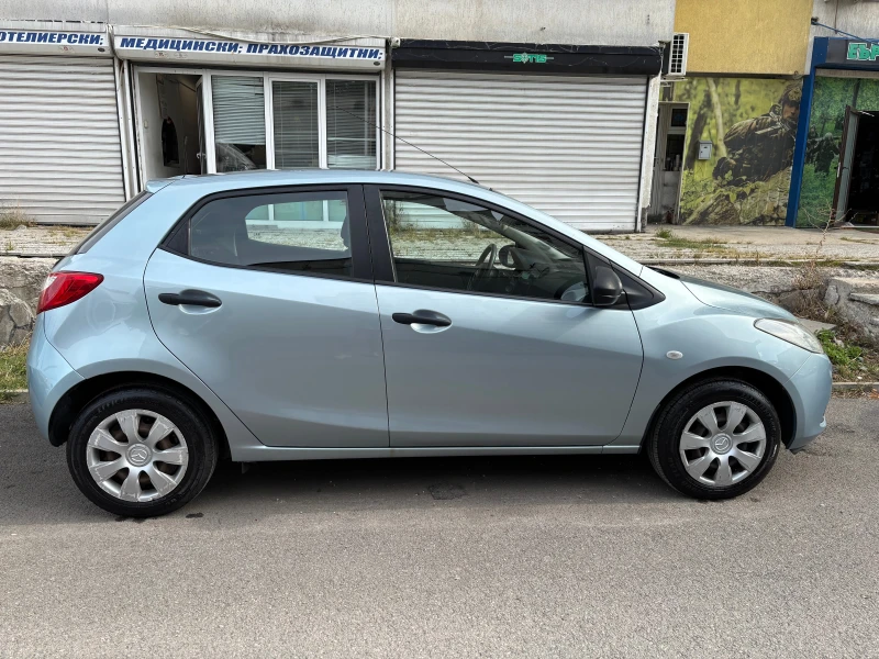 Mazda 2, снимка 4 - Автомобили и джипове - 47312068