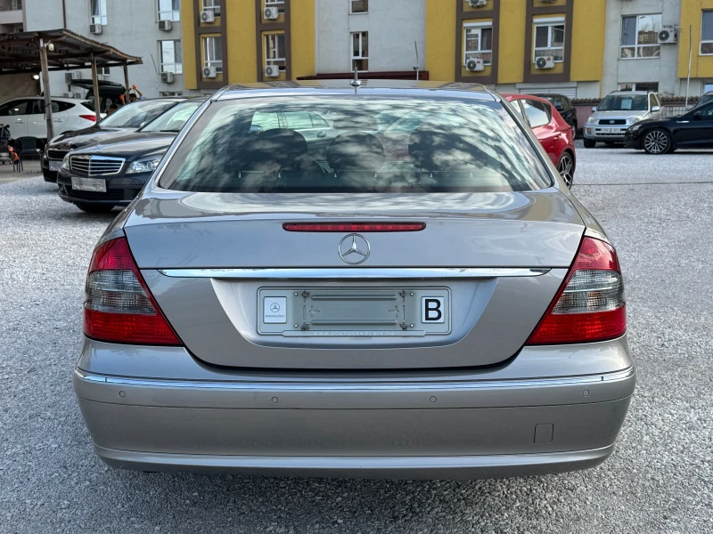 Mercedes-Benz E 220 CDi* EVO* FACELIFT* ELEGANCE, снимка 7 - Автомобили и джипове - 47463945