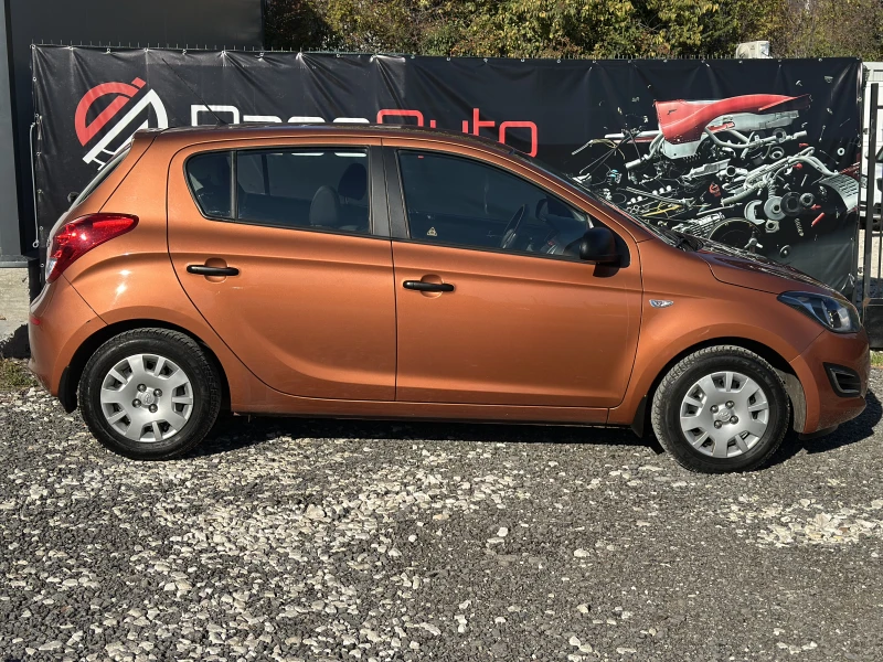 Hyundai I20, снимка 6 - Автомобили и джипове - 47891912