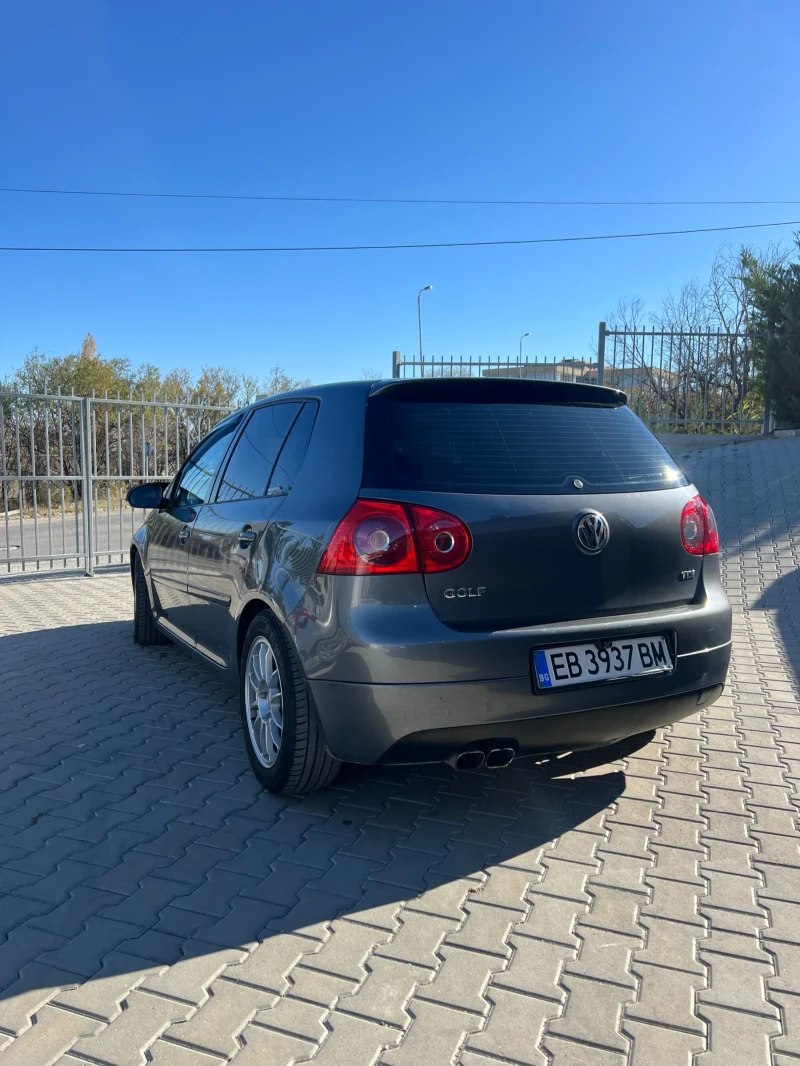 VW Golf 5, снимка 5 - Автомобили и джипове - 47985608